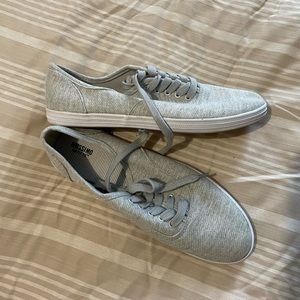 Mossimo casual Sneakers Size 10